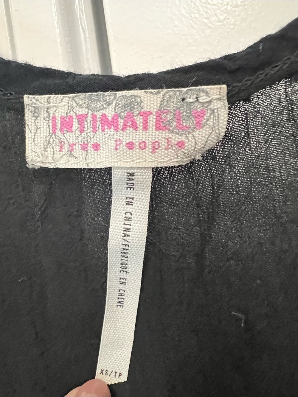 Free People Black Flowing Sleeveless Scoop Tank-perfect layering piece! - Picture 3 of 6